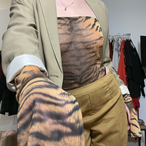 Mesh Tiger Bodysuit, Brown/Black (Medium), Stretch & High cut *HALLOWEEN SPECIAL - Picture 7 of 16